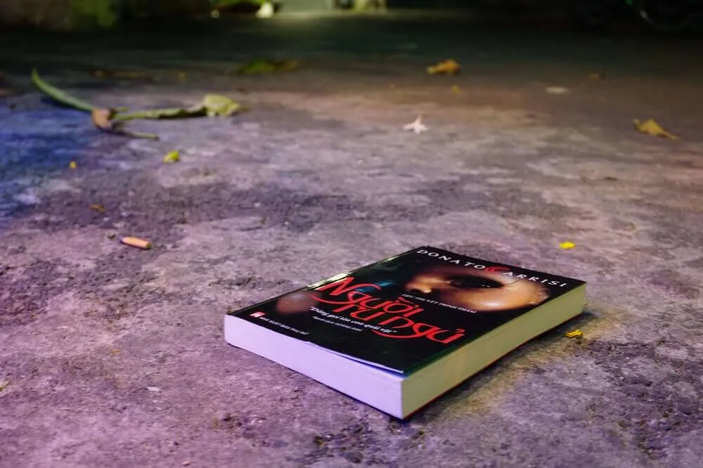 Người ru ngủ : cuốn sách hình sự phá án hấp dẫn của nhà văn người Ý